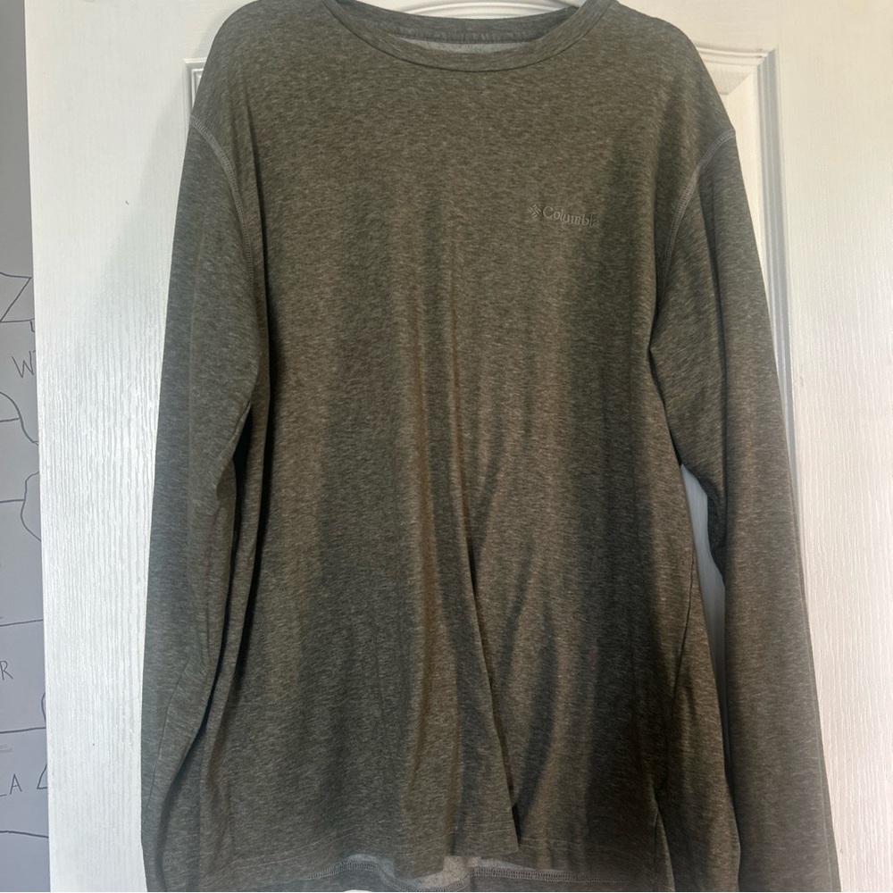Columbia Olive Green Long Sleeve Crew Tee